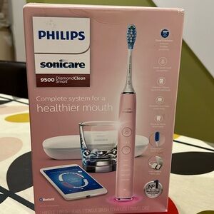 Philips Sonicare 9500 DiamondClean Smart Electric toothbrush in pink New in Box
